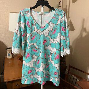 Women’s Sz. S Miin Pullover Mini Dress Loud Floral Print Bell Sleeves